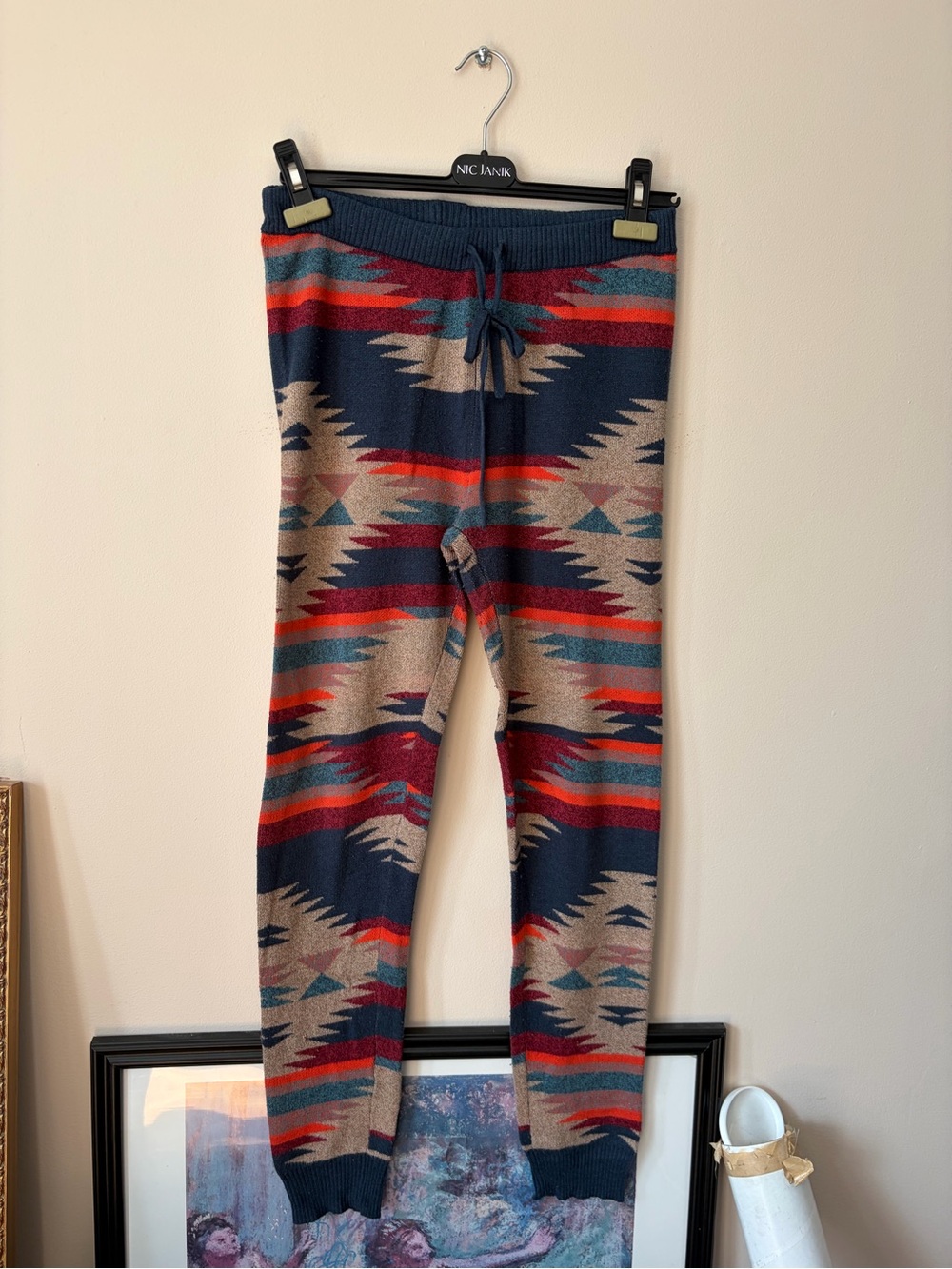 Américain Eagle - women’s Aztec Knit Jogger Pants - Navy, Red, Tan